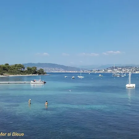 T3 Avec Superbe Vue Mer Mandelieu