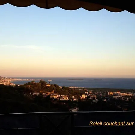 T3 Avec Superbe Vue Mer * Mandelieu